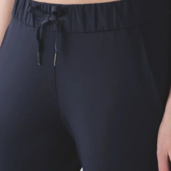 (6101) 🍋 LULULEMON On the Fly Jogger Pant *28" Sz 4 MIDNIGHT NAVY - Picture 4 of 6